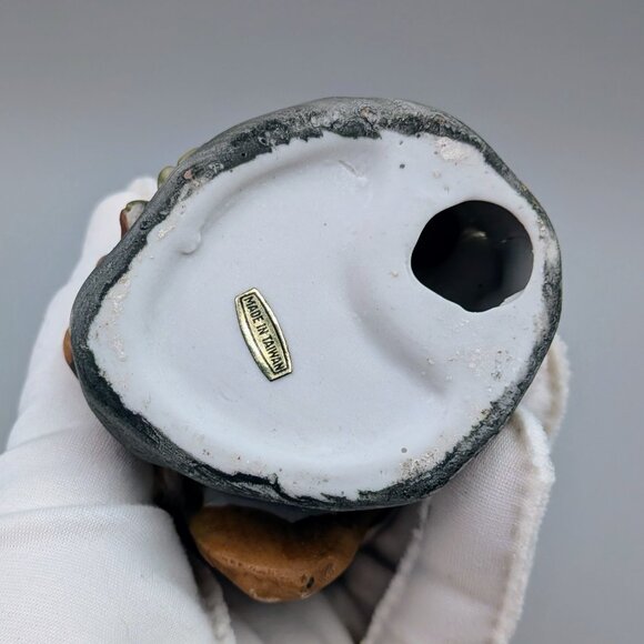 Vintage Porcelain Snowy Owl Figurine on Tree Stump |  Bird Collectible - Picture 5 of 6